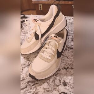 New without tags. Women's Nike sneakers